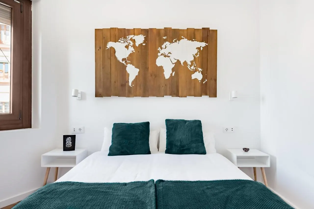 Unik Vacation Circus Apartment Tarragona
