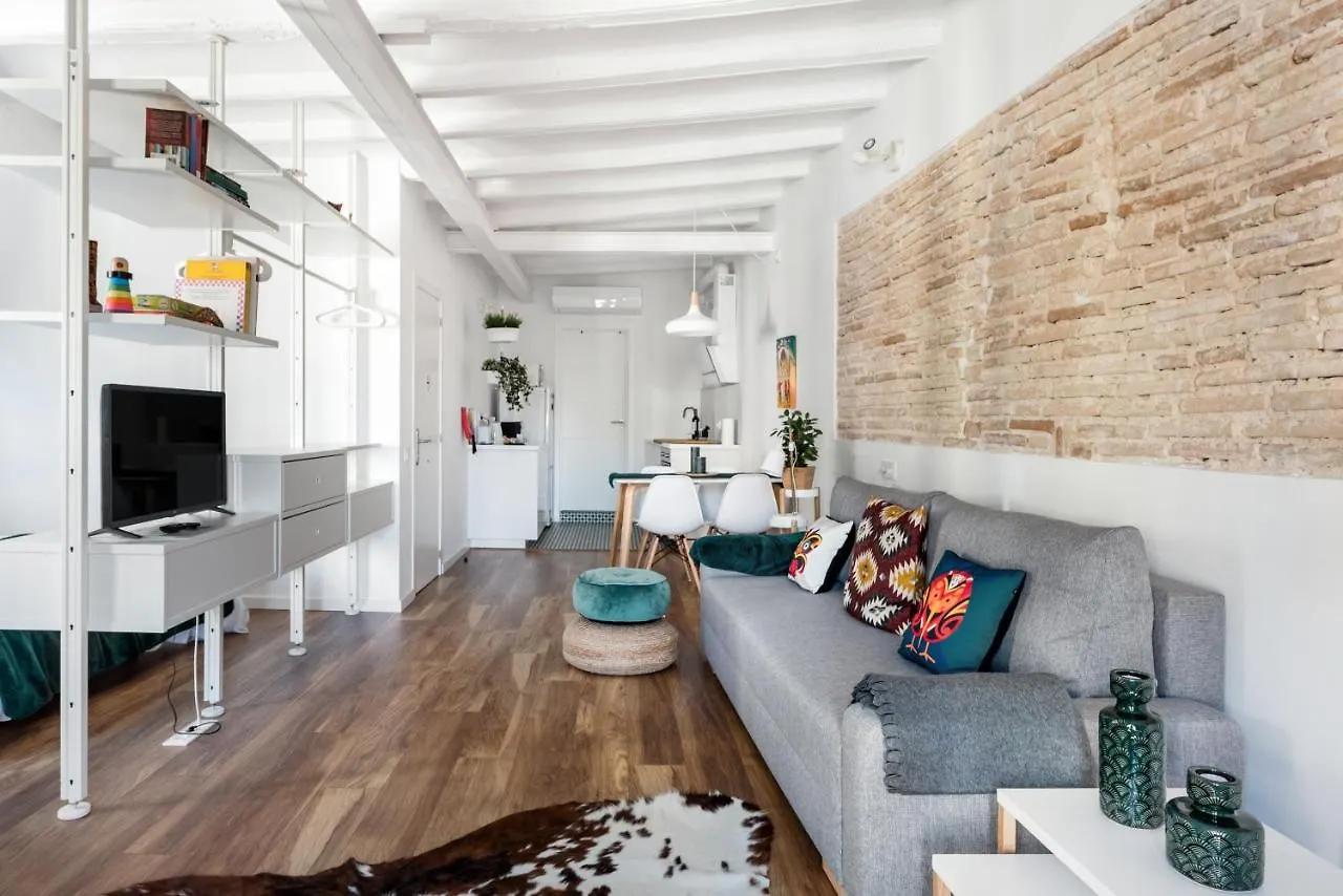 Unik Vacation Circus Apartment Tarragona