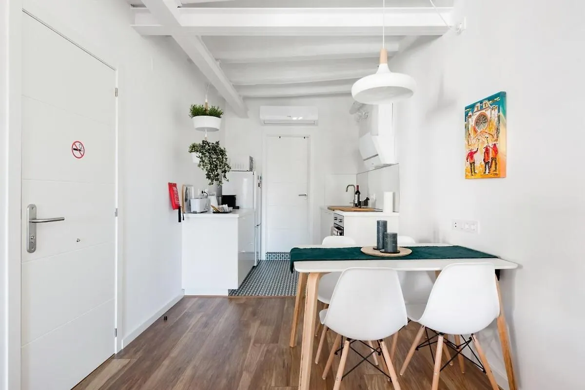 Unik Vacation Circus Apartment Tarragona