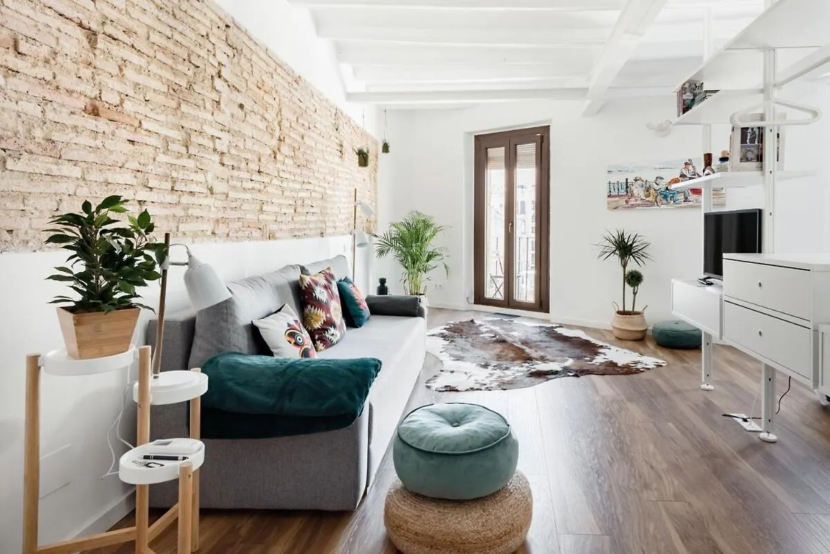 Unik Vacation Circus Apartment Tarragona